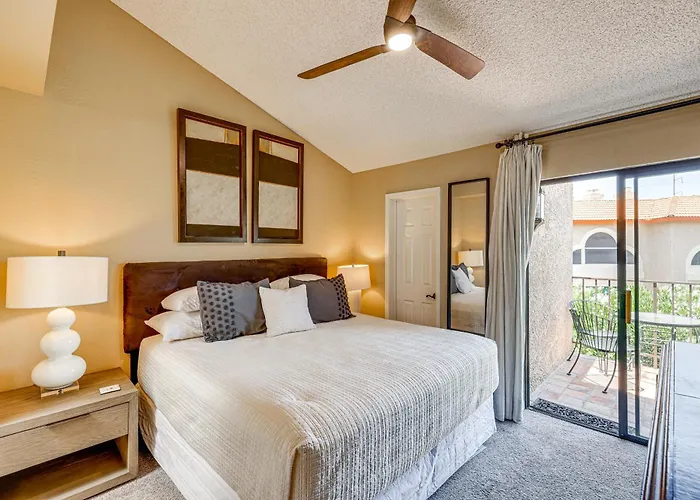 5 Mi To Hiking & Golf: Gem W/ Pool Access Holiday home Phoenix