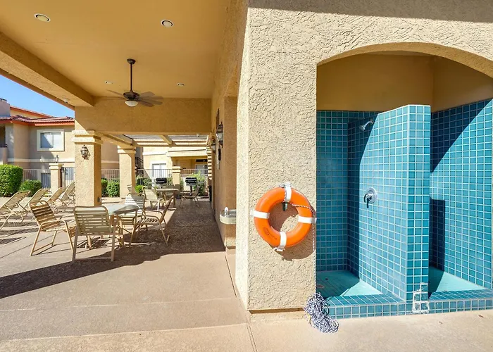 5 Mi To Hiking & Golf: Gem W/ Pool Access * Phoenix